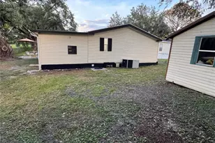 8801 Marc David, Gibsonton, FL 33534 - Photo 10