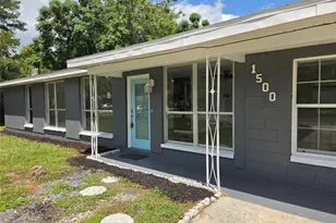 1500 Crest Ave, Leesburg, FL 34748 - Photo 2