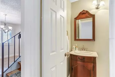 605 Chestnut Oak Circle #107, Altamonte Springs, FL 32701 - Photo 6
