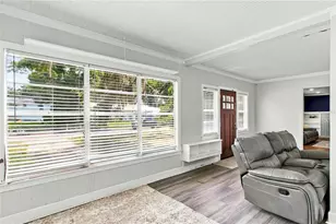 208 W 17th St, Sanford, FL 32771 - Photo 4