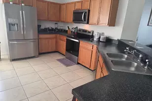142 Pine Cone Dr, Davenport, FL 33897 - Photo 2