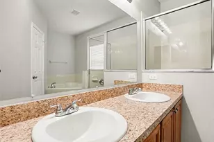 422 Columbia Ct, Poinciana, FL 34759 - Photo 16