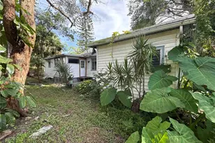 7011 Hibiscus Ave S, South Pasadena, FL 33707 - Photo 2