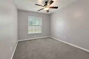 818 Maple Forest Dr, Orlando, FL 32825 - Photo 18