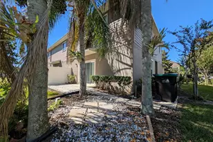 2203 Chatham Pl Dr, Orlando, FL 32824 - Photo 4