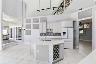 8034 Landgrove Ct, Orlando, FL 32819 - Photo 10