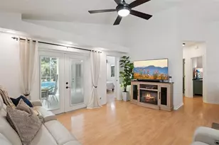 1038 Royal Oaks Dr, Apopka, FL 32703 - Photo 4