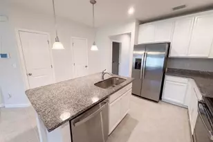 17917 Turning Leaf Cir, Land O Lakes, FL 34638 - Photo 8