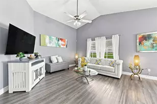 510 Castlemain Cir, Davenport, FL 33897 - Photo 4