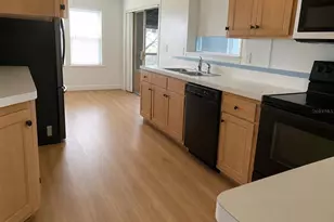 37643 Landis Ave, Zephyrhills, FL 33541 - Photo 2