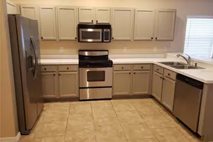 31316 Triborough Dr, Wesley Chapel, FL 33545 - Photo 4