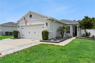 4613 Glencrest Loop, Saint Cloud, FL 34772 - Photo 2