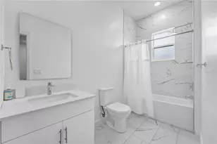 352 Famagusta Dr, Davenport, FL 33896 - Photo 14