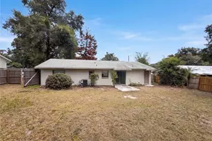 976 Liskeard Ave, Orange City, FL 32763 - Photo 16