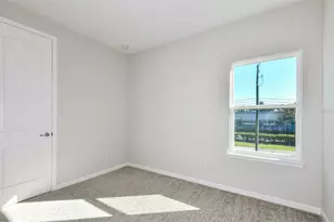 4718 Harrington Flds Dr, Davenport, FL 33837 - Photo 16
