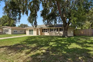 108 Alexandria Ave, Minneola, FL 34715 - Photo 2