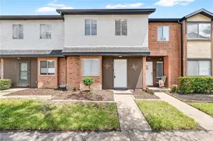 2326 Huntington Green Ct, Orlando, FL 32839 - Photo 1