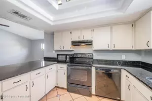 4006 Dewberry Cir, Melbourne, FL 32901 - Photo 10