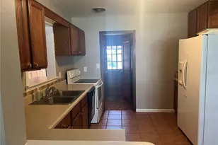 2337 N Crystal Lake Dr, Lakeland, FL 33801 - Photo 10