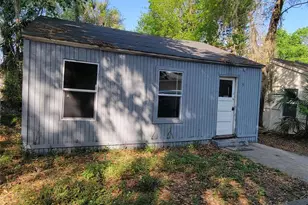 5 Lucerne Cir, Leesburg, FL 34748 - Photo 1