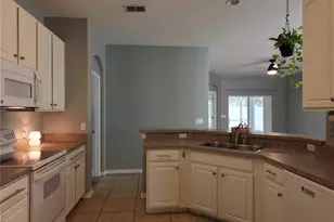 8251 Newbury Sound Ln, Orlando, FL 32829 - Photo 18