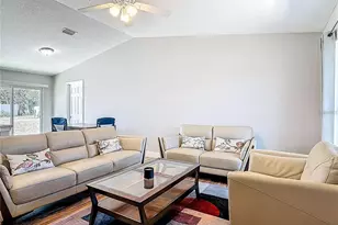 640 Chestnut Ave, Orange City, FL 32763 - Photo 12