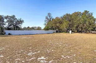 640 Chestnut Ave, Orange City, FL 32763 - Photo 32