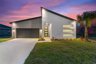 149 Golf Aire Blvd, Haines City, FL 33844 - Photo 2