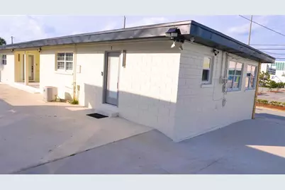 137 N Hollywood Avenue, Daytona Beach, FL 32118 - Photo 98