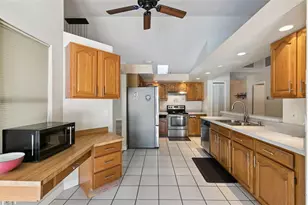 5101 Goldenwood Dr, Orlando, FL 32817 - Photo 16