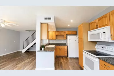 4126 Yellow Pine Lane #29-3, Orlando, FL 32811 - Photo 6