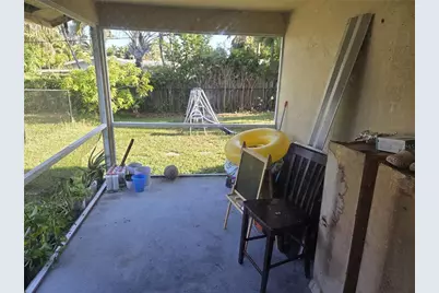 1023 NW 6th Avenue, Boynton Beach, FL 33426 - Photo 28