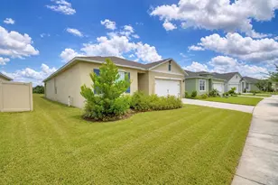 5628 Siltstone St, Lakeland, FL 33811 - Photo 6
