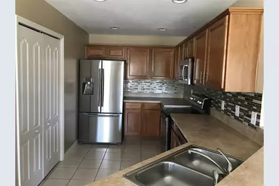 4020 Pemberly Pines Circle, Saint Cloud, FL 34769 - Photo 12