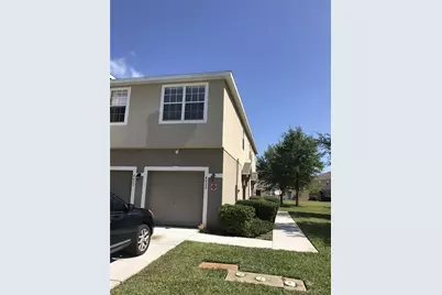 4020 Pemberly Pines Circle, Saint Cloud, FL 34769 - Photo 2