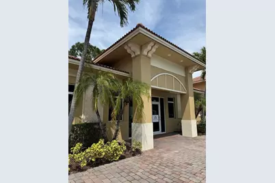 300 NW Bethany Drive #320, Saint Lucie West, FL 34986 - Photo 2