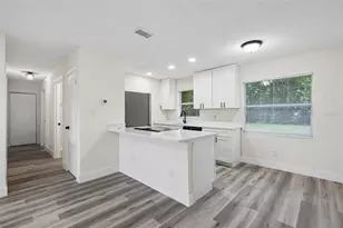 726 Cornelia Ct, Orlando, FL 32811 - Photo 10