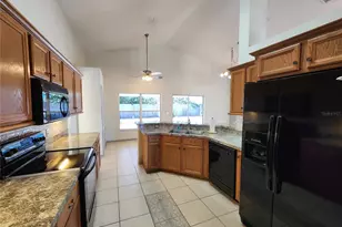2303 Laurel Pine Ln, Orlando, FL 32837 - Photo 8
