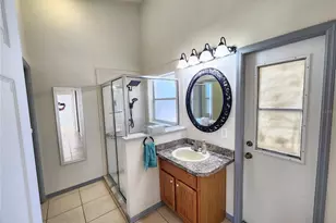 2303 Laurel Pine Ln, Orlando, FL 32837 - Photo 16