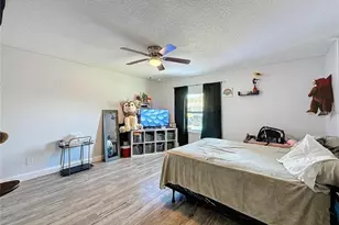7211 Pinion Dr, Orlando, FL 32818 - Photo 16