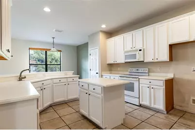 4302 Conroy Club Drive, Orlando, FL 32835 - Photo 10