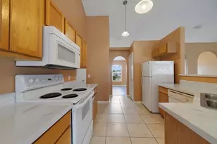 1907 Manatee Dr, Poinciana, FL 34759 - Photo 2
