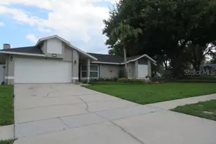 839 Rosemere Cir, Orlando, FL 32835 - Photo 2