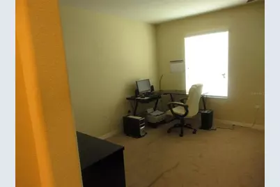 2746 Hampton Green Lane, Brandon, FL 33511 - Photo 6