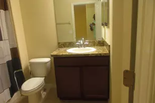 2746 Hampton Green Ln, Brandon, FL 33511 - Photo 4