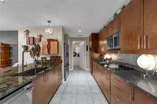 100 S Eola Dr, Orlando, FL 32801 - Photo 6