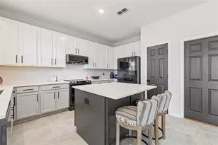1501 Woodlark Dr, Haines City, FL 33844 - Photo 4