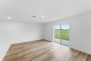 8371 Gower Trl, Wildwood, FL 34785 - Photo 12