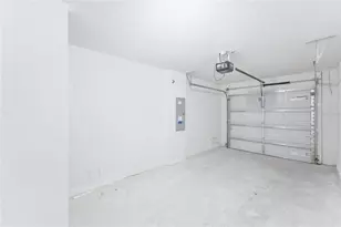 8371 Gower Trl, Wildwood, FL 34785 - Photo 28