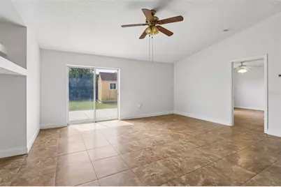 304 Jacksonville Ct, Kissimmee, FL 34759 - Photo 6